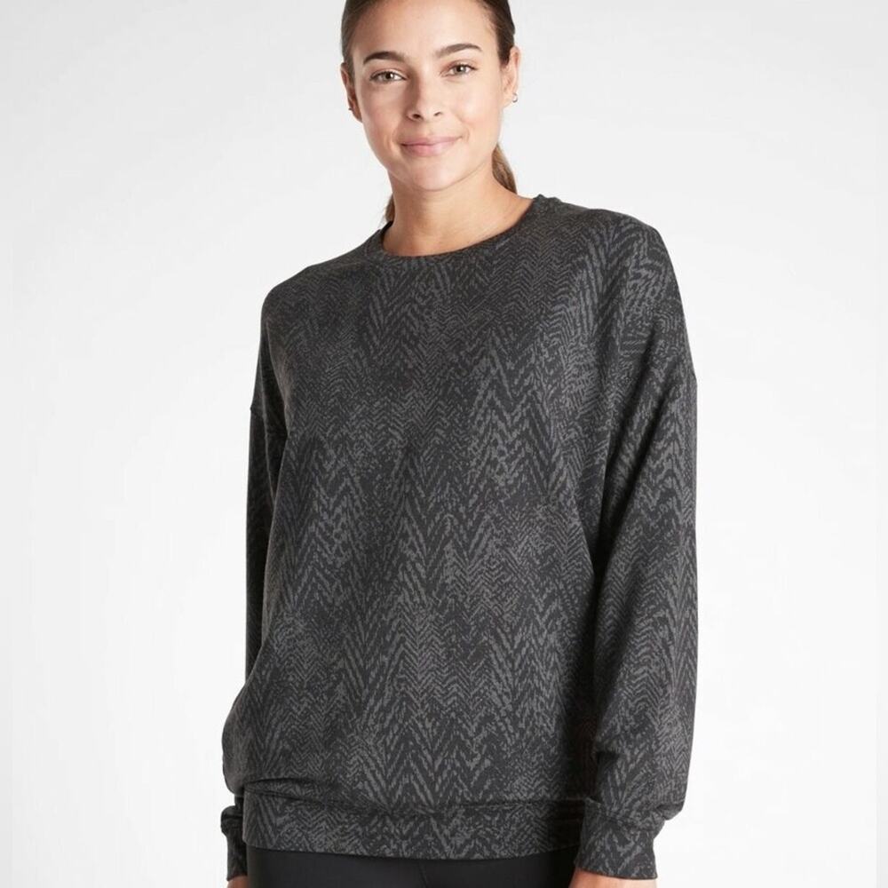 Athleta Studio To Street Splatter Print Black & Grey Crewneck Relaxed Pullover